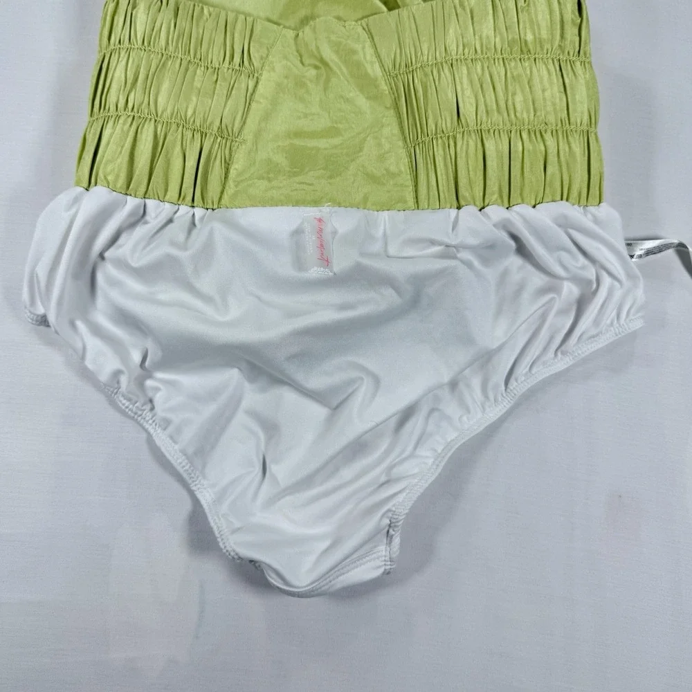 FP Movement 2-Piece Workout Set XS Grey Ribbed Crop Tank Pomelo Way Home Shorts